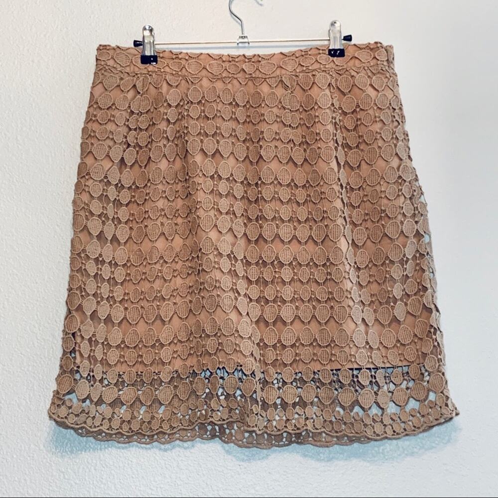 Thurley taupe tan embroidered eyelet lace overlay skirt - size 14